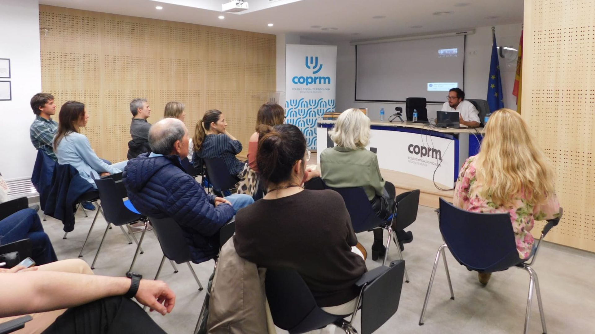 Presentación del libro de Eduardo Torres: “Conversaciones con Alfredo Canevaro, el encuentro y la emoción en psicoterapia”
